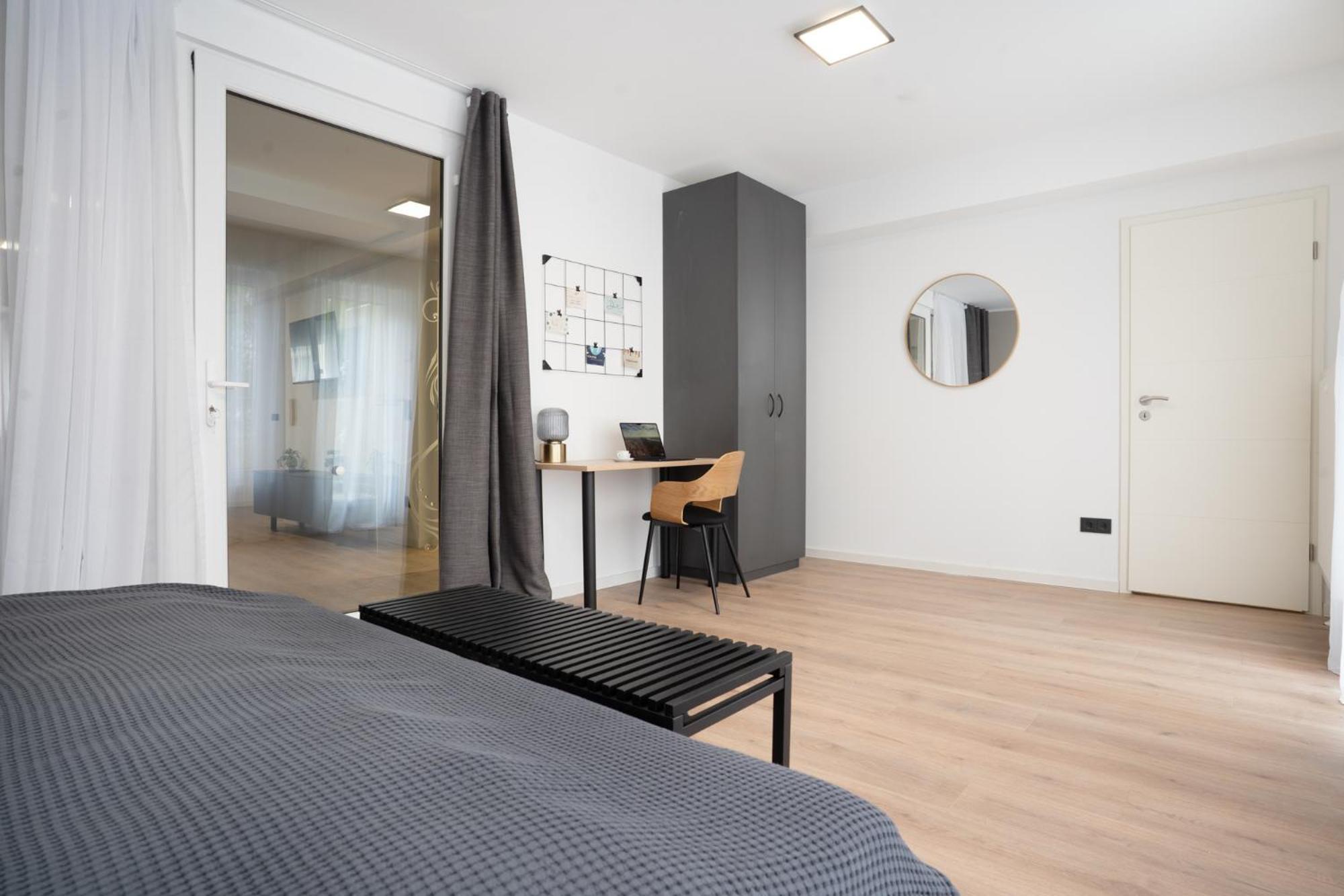 Central Bonn Apartments I Private Parking I Home2Share Exteriör bild