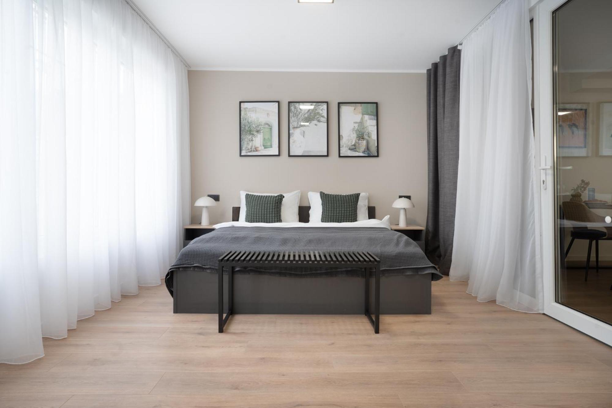 Central Bonn Apartments I Private Parking I Home2Share Exteriör bild